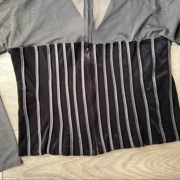 Vintage Concepts Conrad C Velvet Lace Mixed Media Top - Picture 11 of 16